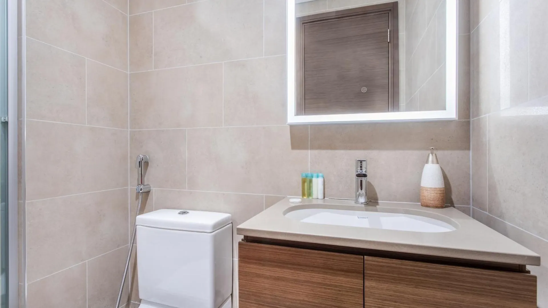 Stay By Latinem Luxury 2Br Holiday Home Cvr B1405 Near Burj Khalifa Dubaj 0*,