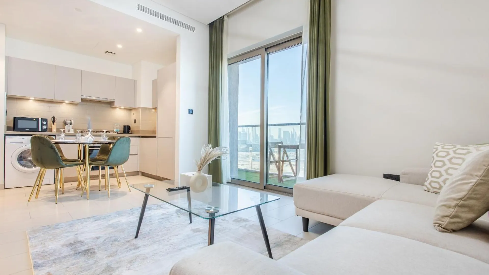 Stay By Latinem Luxury 2Br Holiday Home Cvr B1405 Near Burj Khalifa Dubaj Apartament